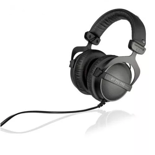 Beyerdynamic DT 770 PRO 32 Ohm Vezetékes Over-Ear Fejhallgató (fekete)