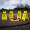 Caruba drón repülés figyelmeztető (francia) [Drone Warning Sign]