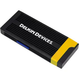   Delkin CFexpress Type A és SD kártyaolvasó USB-C kábelekkel