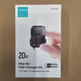   Joyroom utazó töltő Mini Type-C PD 20W Type-C - Lightning kábellel (1m) (fekete)