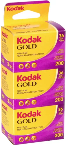 Kodak Gold 200 színes negatív film (135-ös, 36 kocka, dobozos kiszerelés, 3 tekercs)