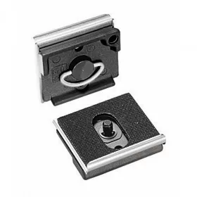   Manfrotto 200PL architechtural gyorscseretalp 1/4'' csavarral