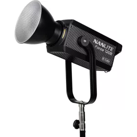 Nanlite Forza 720B LED-es spotlámpa gurulós táskával