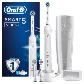   Oral-B elektromos fogkefe okos 5 5100S – 3 pótfej, tok, Smartphone tartó (fehér)