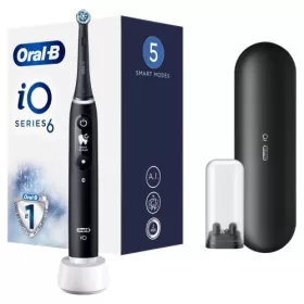   Oral-B elektromos fogkefe iO sorozat 6 – utazó tok Onyx (fekete)