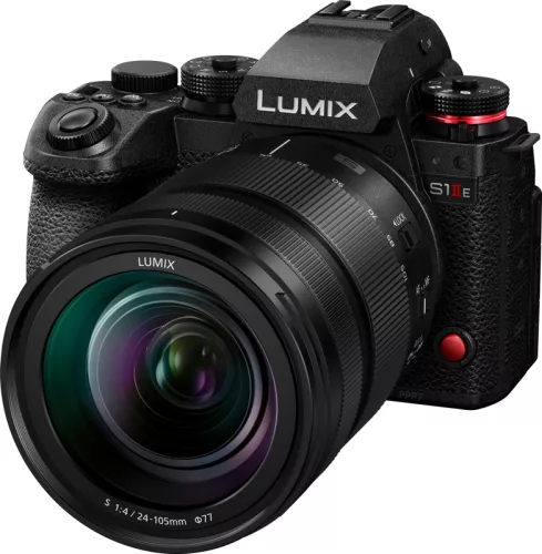 Panasonic Lumix S1IIE váz + 24-105mm F4 objektív kit - fekete