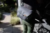 Peak Design Everyday Messenger 13L V2 Kameratáska/ Fotós Válltáska - Zöld
