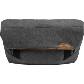 Peak Design The Field Pouch V2 Kamera Válltáska - Szürke