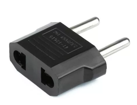 US-EU Fali Hálózati Adapter- átalakító