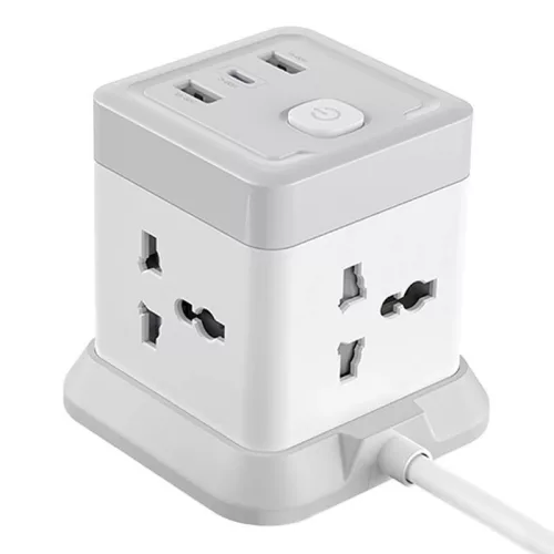 XO 4 Aljzatos Elosztó USB-C És USB-A Csatlakozó kkal, 2500W (WL20)